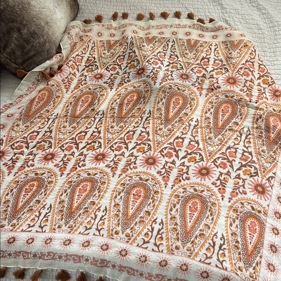 Spartina 449 linen cream boho tassel Paisley, printed scarf shawl wrap OS - Picture 13 of 16
